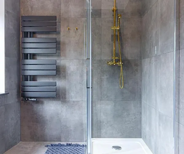 Art Premium 옐레니아구라