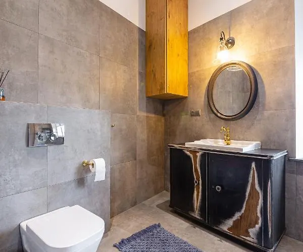 Art Premium 公寓 耶莱尼亚古拉