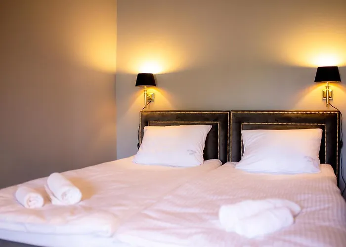 Art Premium * 옐레니아구라