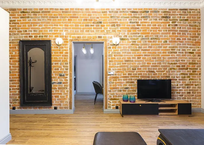 아파트 Art Premium 옐레니아구라